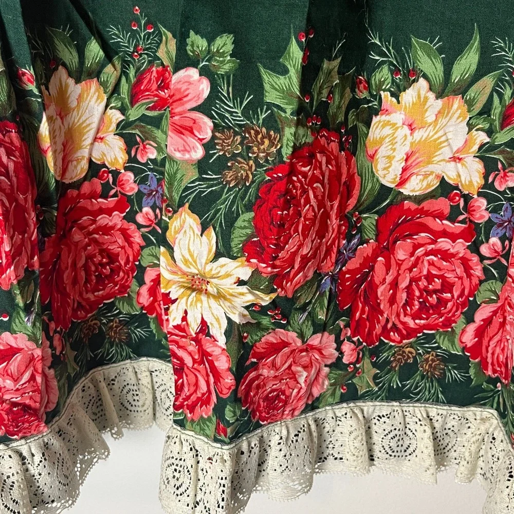 Holiday Holly 100% Cotton Vintage 1990s Floral Design Lace‎ Hem Tie Waist Apron